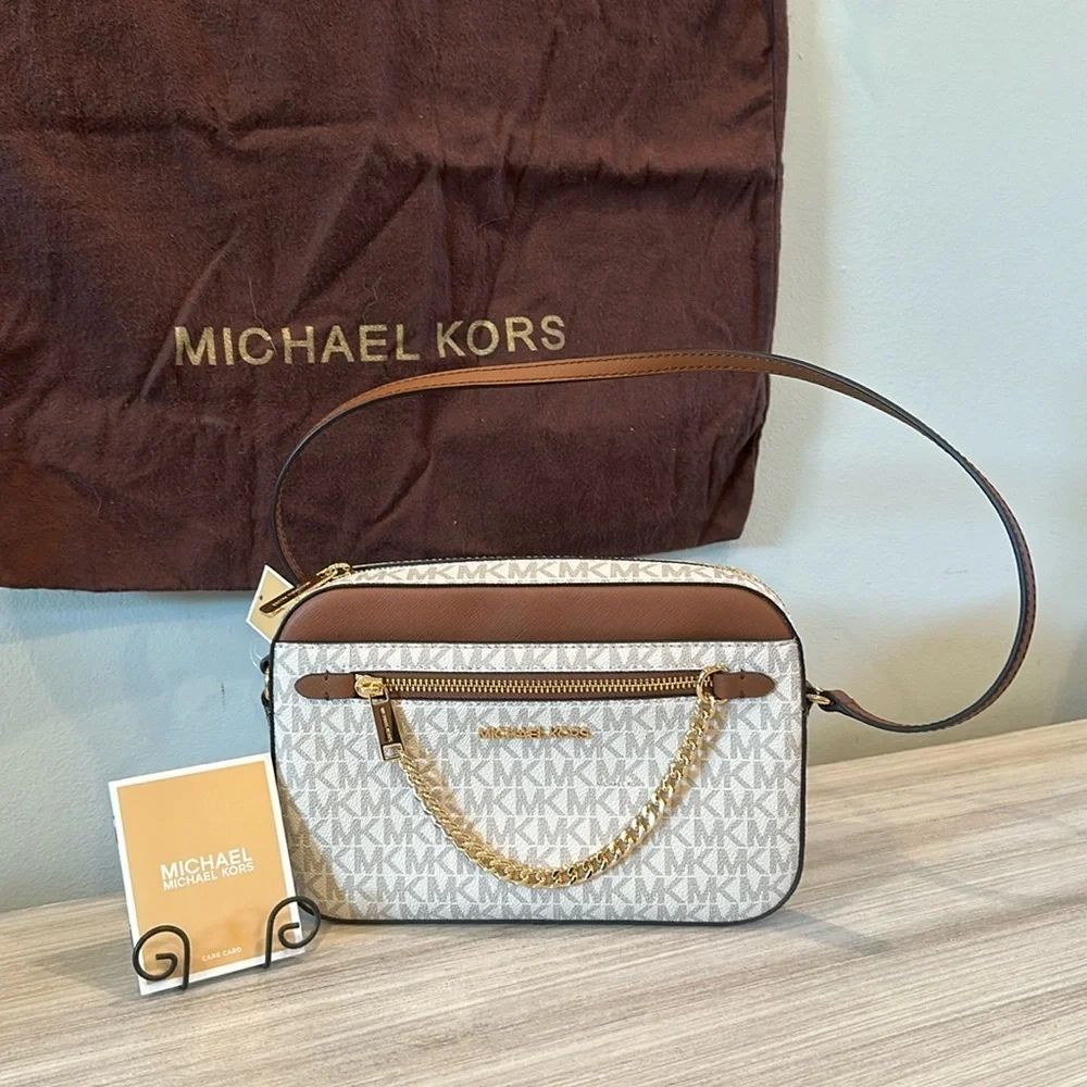 Michael by Michael Kors Jet Set Logo Crossbody Bag – Camera Style - Picture 1 of 8